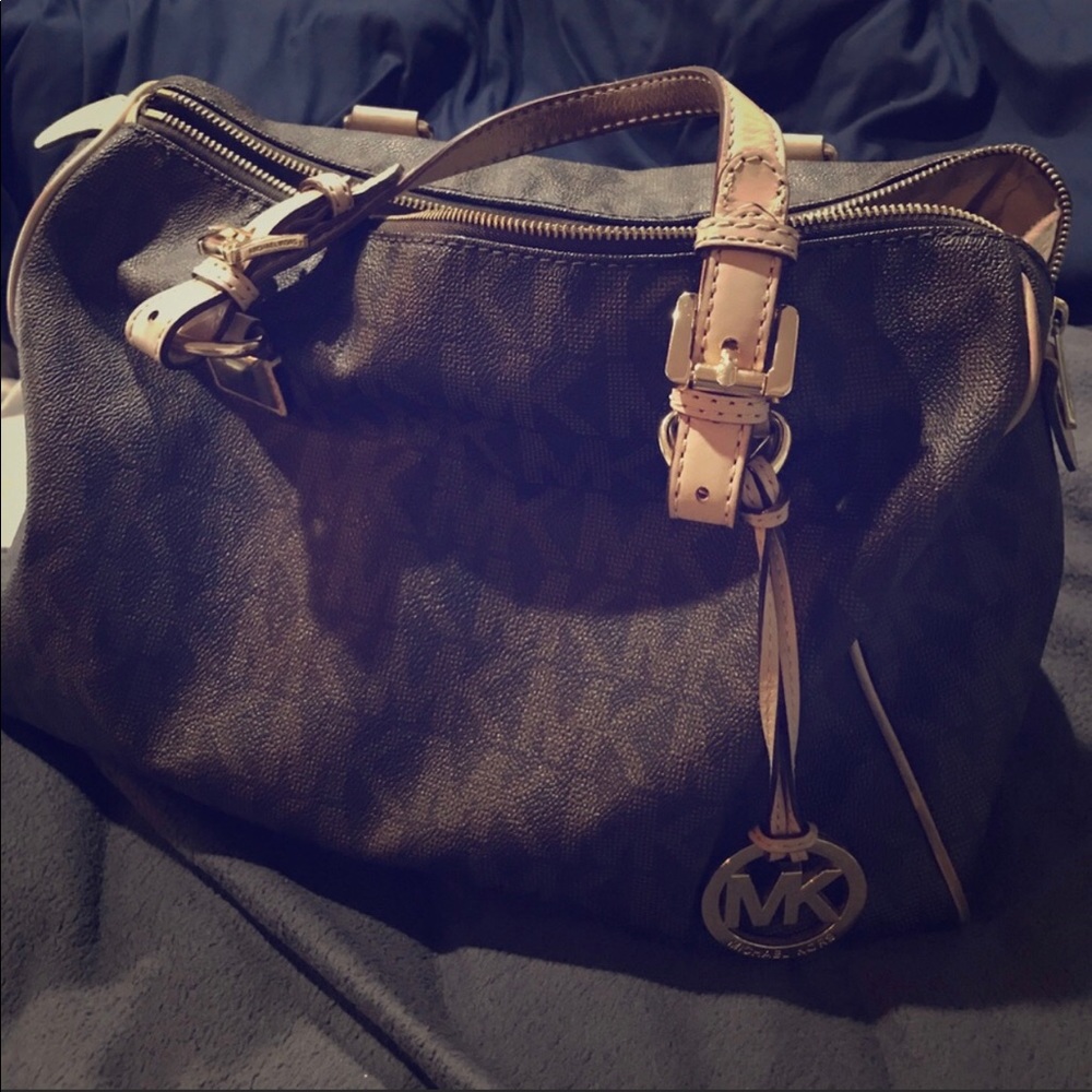 Michael Kors Grayson LG satchel